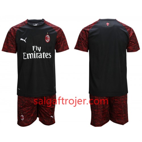 AC Milan Fodboldtrøjer Børn 3. sæt 2018/19 Kort ærmer AC Milan Fodboldtrøjer Børn 3. sæt 2018/19 Kort ærmer